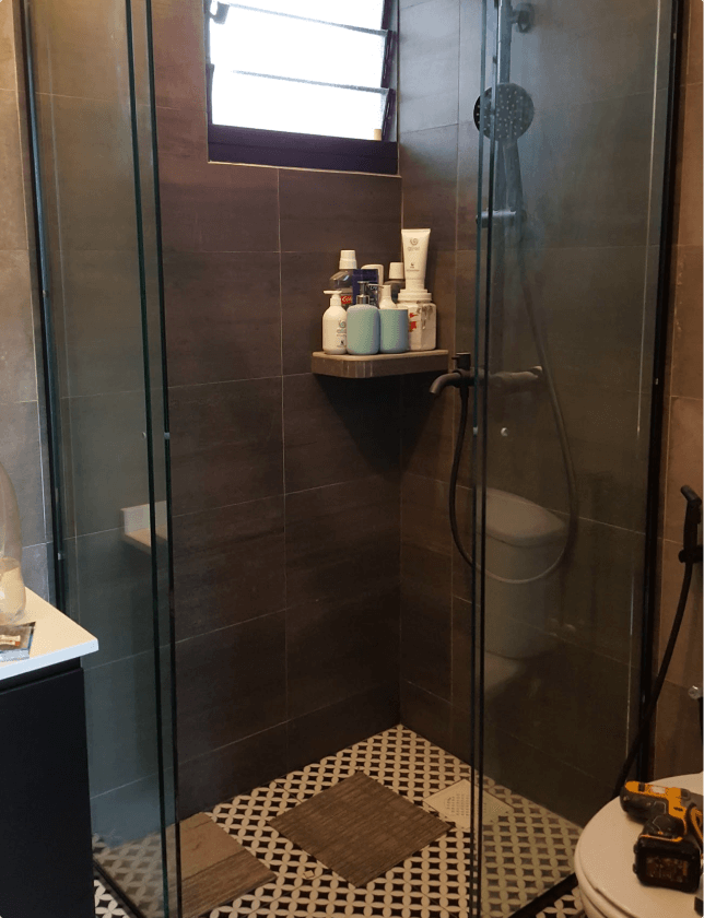 Shower Screen | Glass Contractor Singapore | Table Tempered Glass Top. Shopfront Aluminium Works