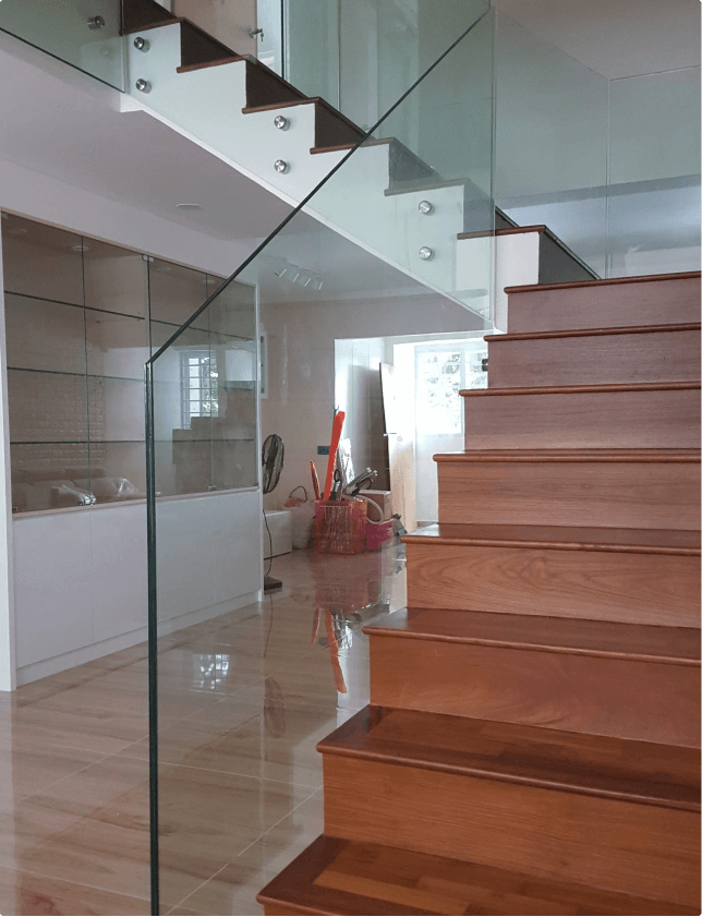 Staircase Railing Glass | Glass Contractor Singapore | Table Tempered Glass Top. Shopfront Aluminium Works